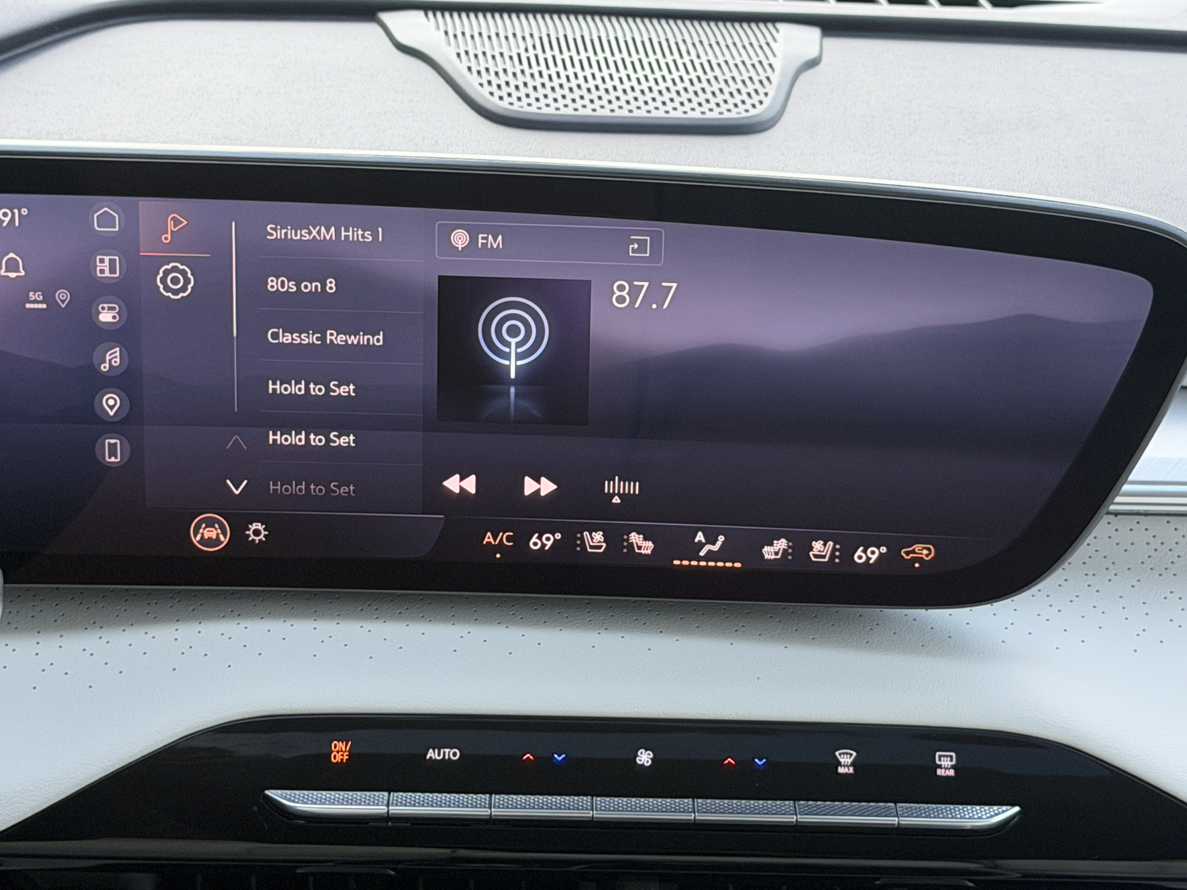 New 2027 Buick Enclave Avenir FWD image 29