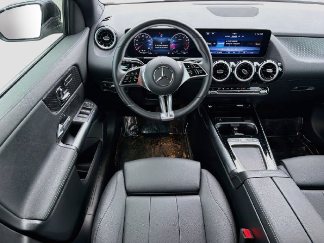 Used 2026 Mercedes-Benz GLA 250 image 17