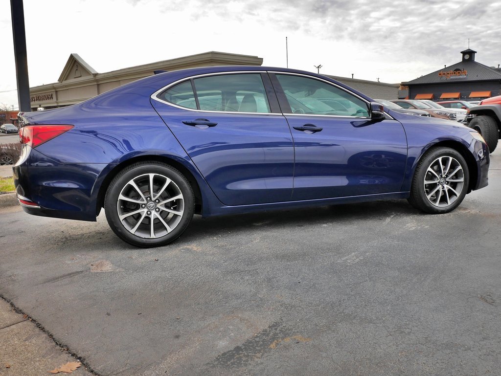 Used 2015 Acura TLX V6 SH-AWD w/ Technology Pkg image 4