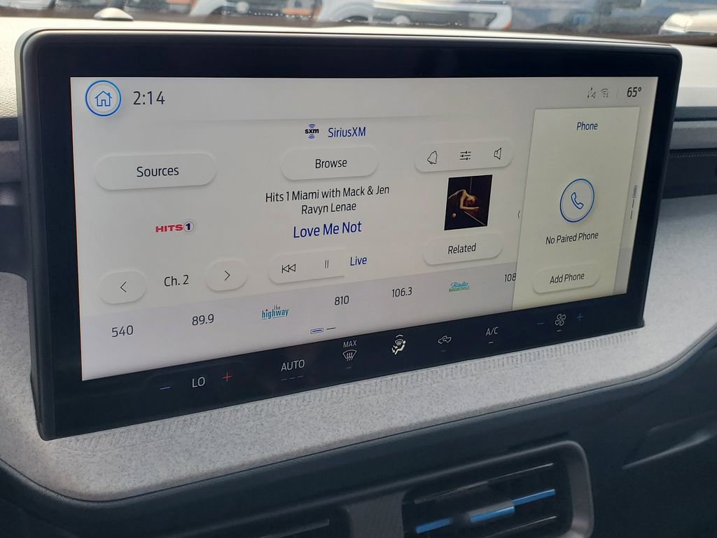 New 2025 Ford Maverick XLT w/ 4K Tow Package image 17