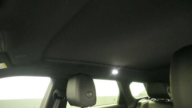Used 2022 Land Rover Range Rover Evoque S AWD/4WD image 25