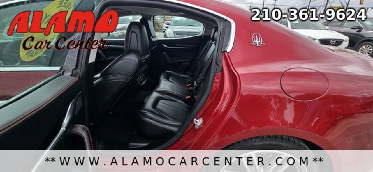 Used 2017 Maserati Ghibli S Q4 AWD/4WD image 25