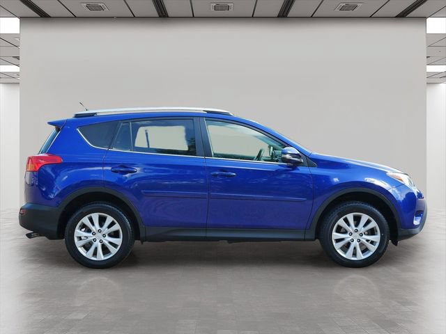 Used 2015 Toyota RAV4 Limited AWD/4WD image 6