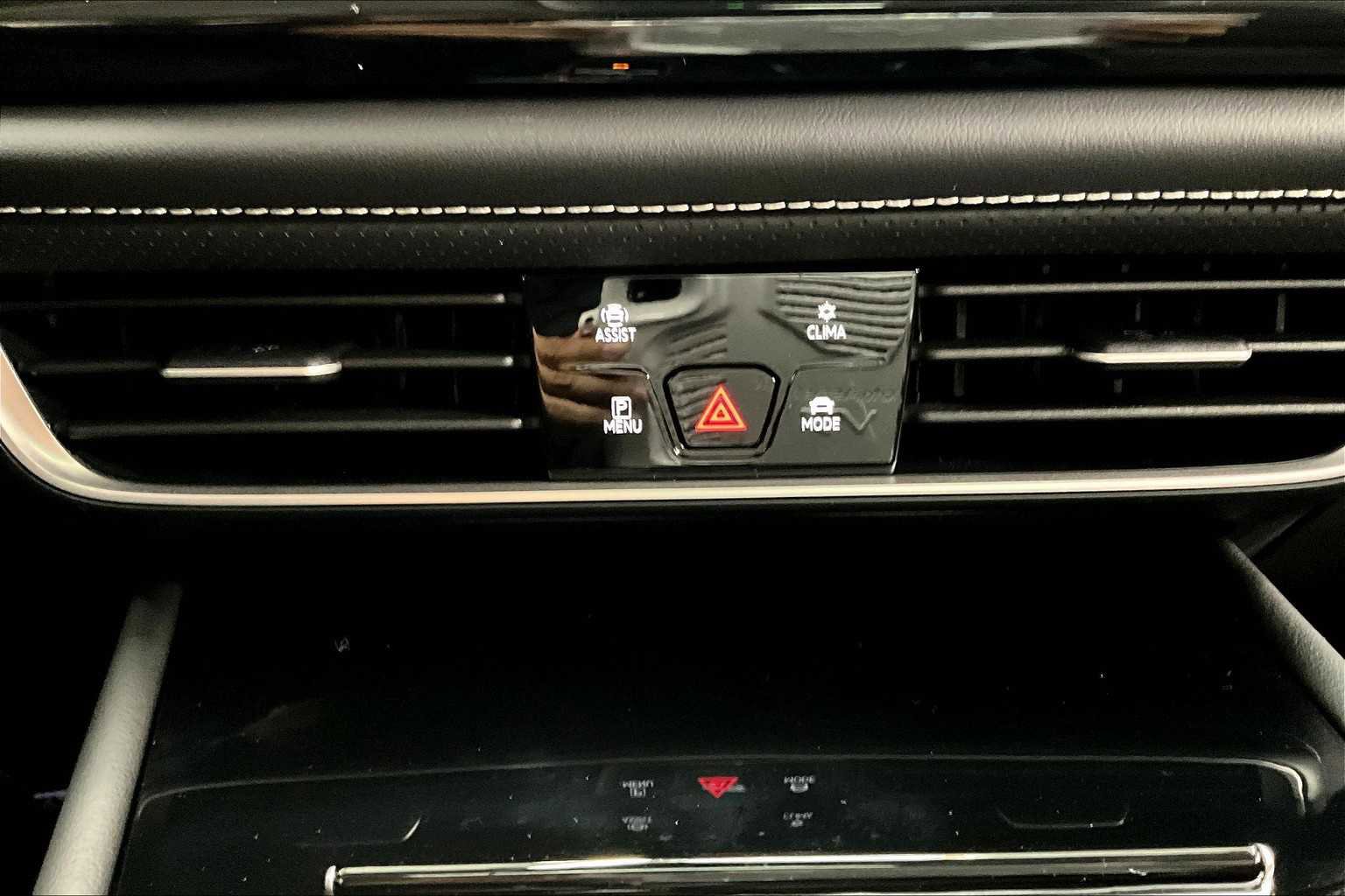 New 2026 Volkswagen Atlas SE image 21