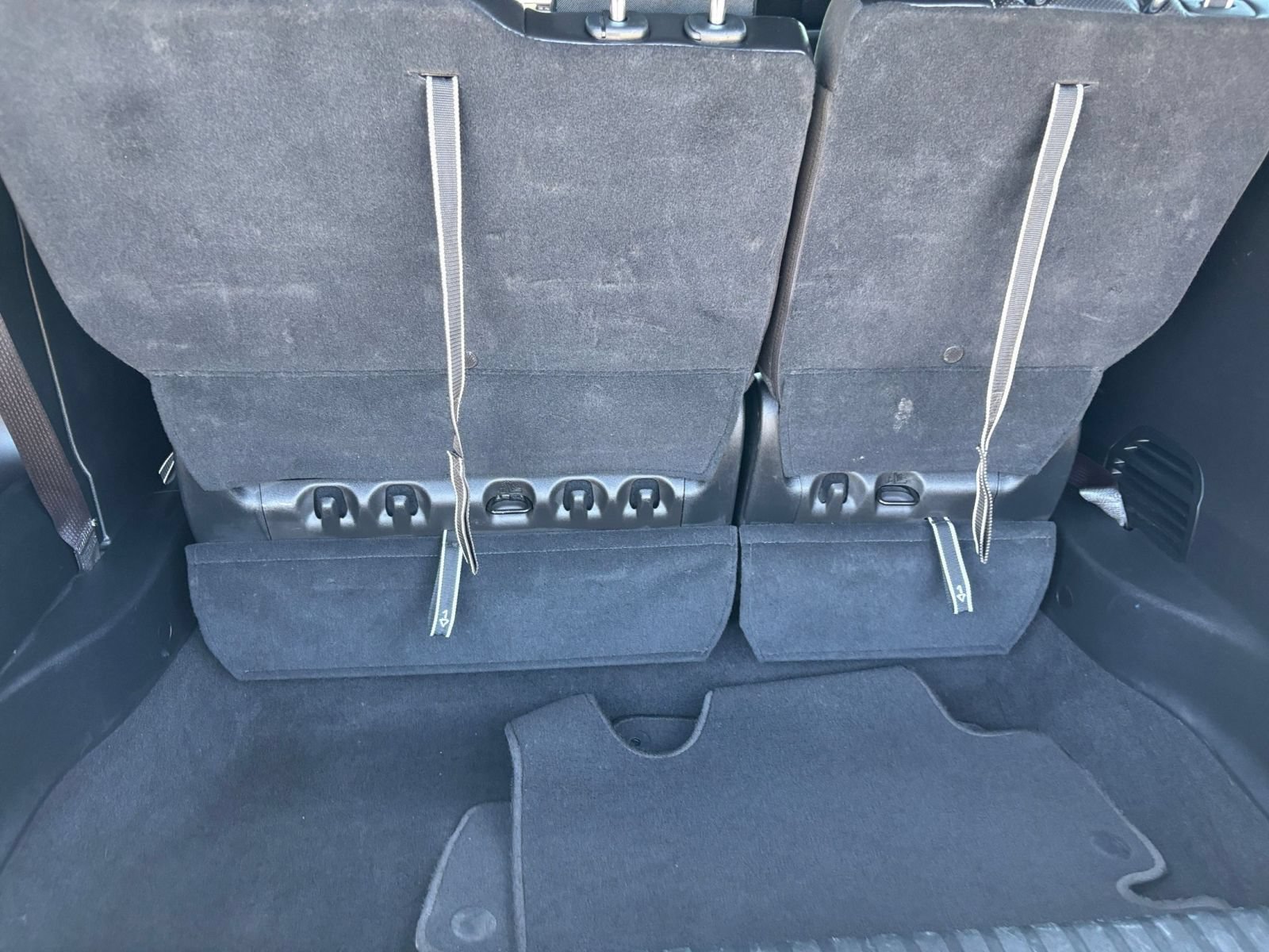 Used 2025 Chrysler Pacifica Limited FWD image 34