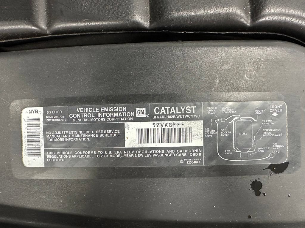 Used 2001 Chevrolet Corvette Convertible w/ Preferred Equipment Group2 RWD image 48