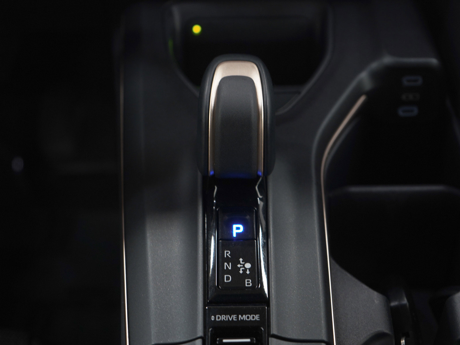 Used 2023 Toyota Crown XLE image 18