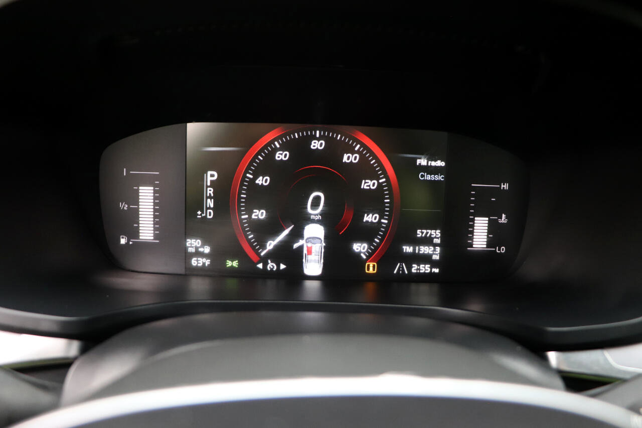 Used 2019 Volvo S60 T6 Momentum w/ Premium Package image 13