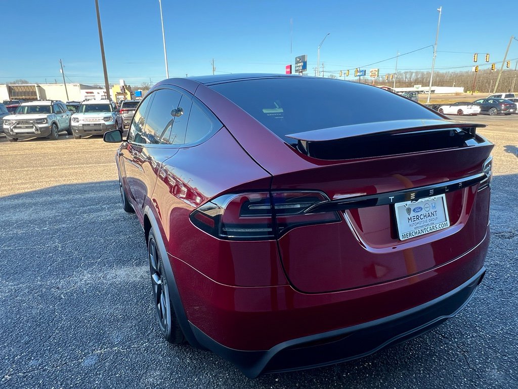 Used 2024 Tesla Model X image 9