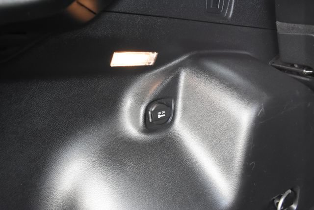 Used 2021 Jeep Cherokee Latitude Plus AWD/4WD image 41