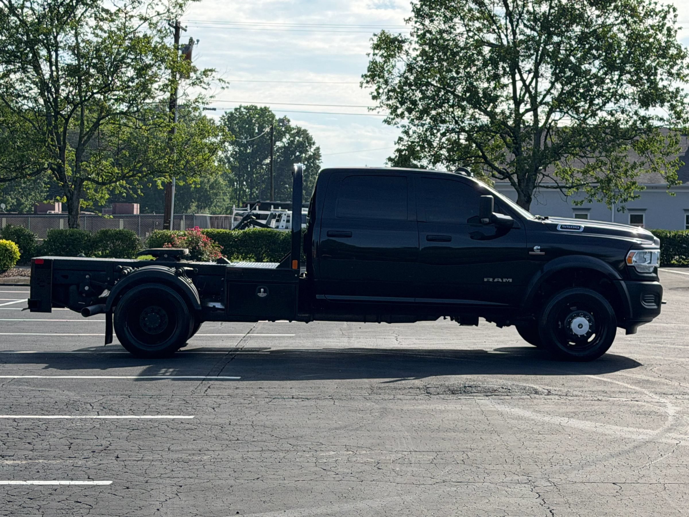 Used 2022 RAM 5500 Tradesman w/ Convenience Group AWD/4WD image 5