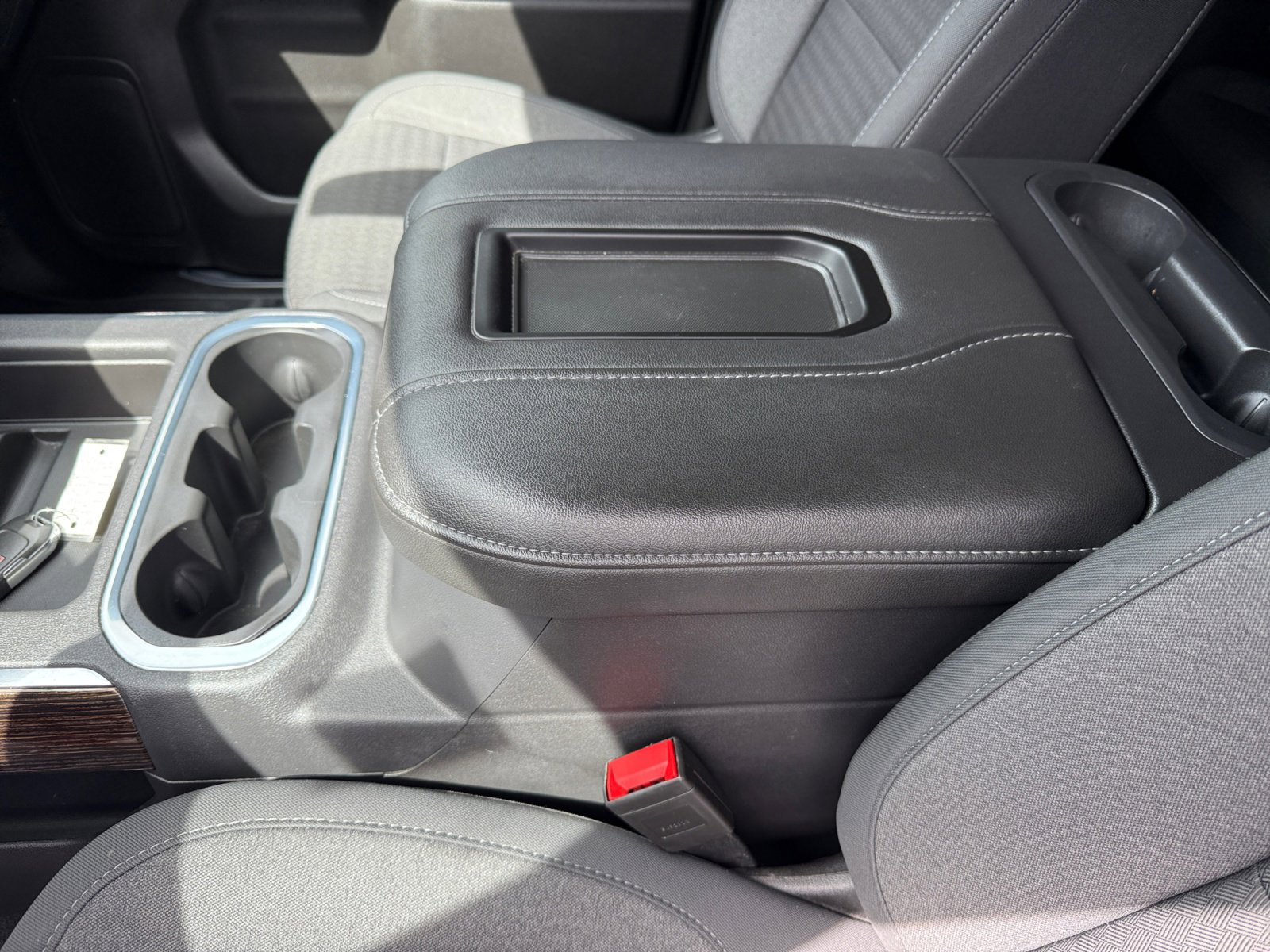 Used 2020 GMC Sierra 1500 Elevation AWD/4WD image 14