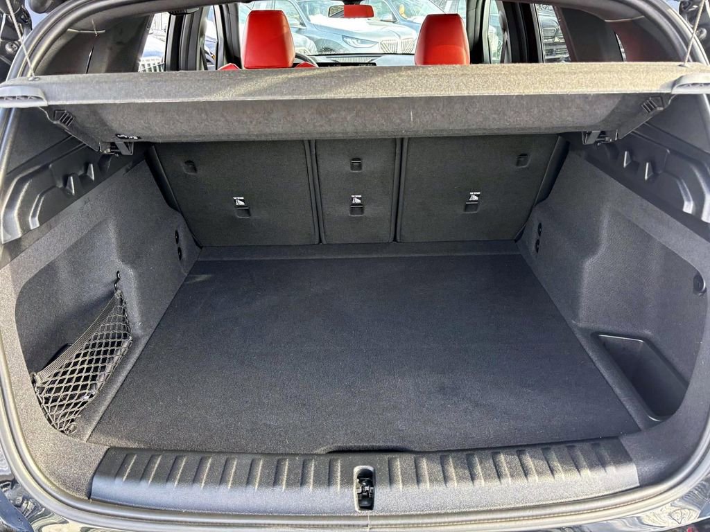 Certified 2025 BMW X1 xDrive28i w/ Premium Package image 9