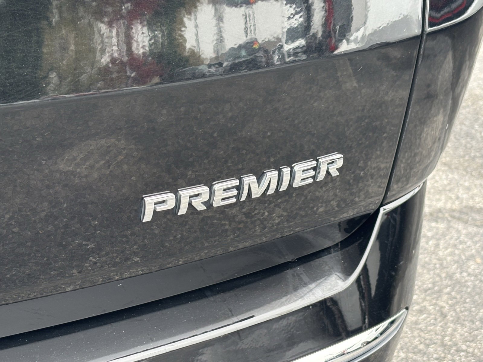 Used 2020 Chevrolet Traverse Premier w/ LPO, Floor Liner Package image 14