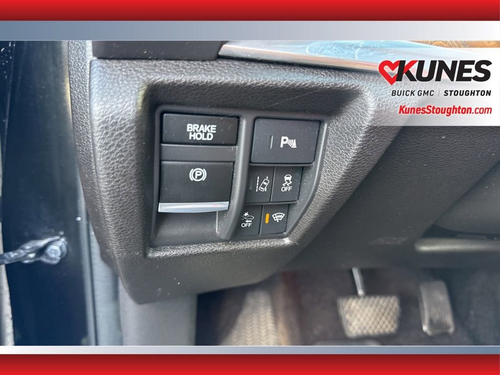 Used 2017 Acura MDX SH-AWD w/ Advance Package image 25