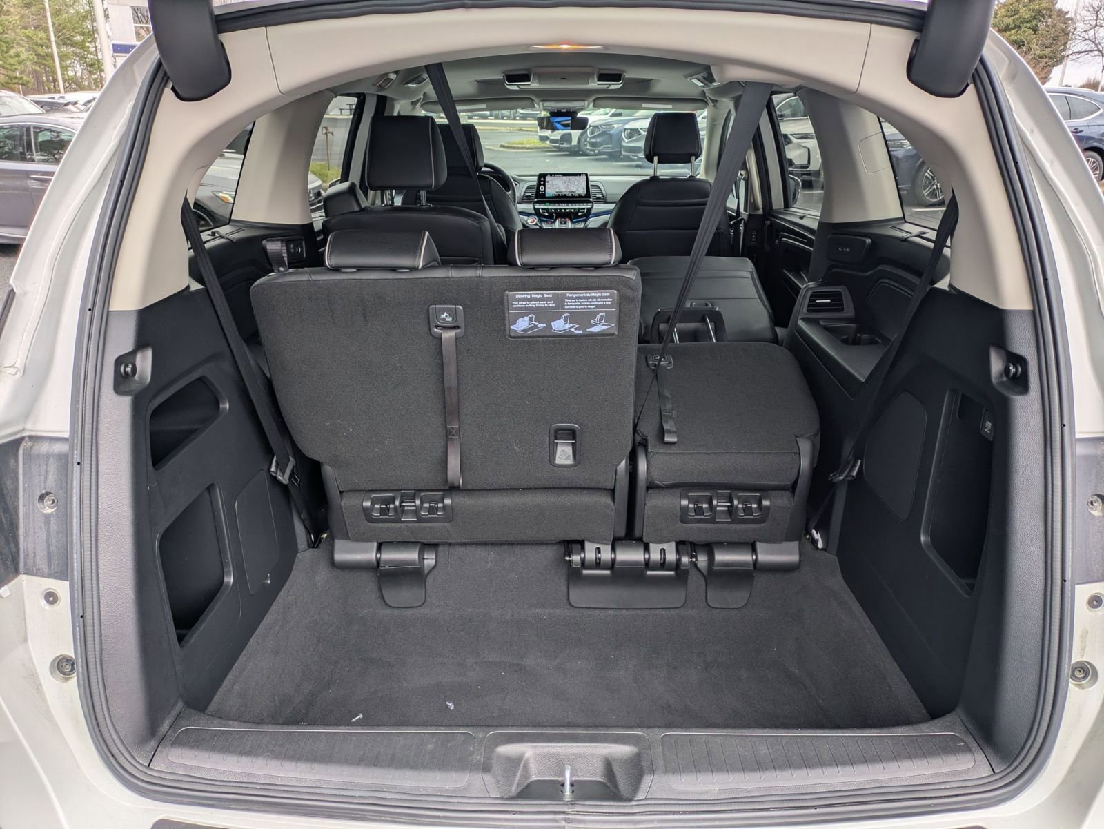 Used 2025 Honda Odyssey Elite image 26