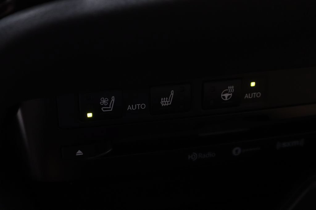 Used 2022 Lexus ES 350 w/ Premium Package FWD image 5