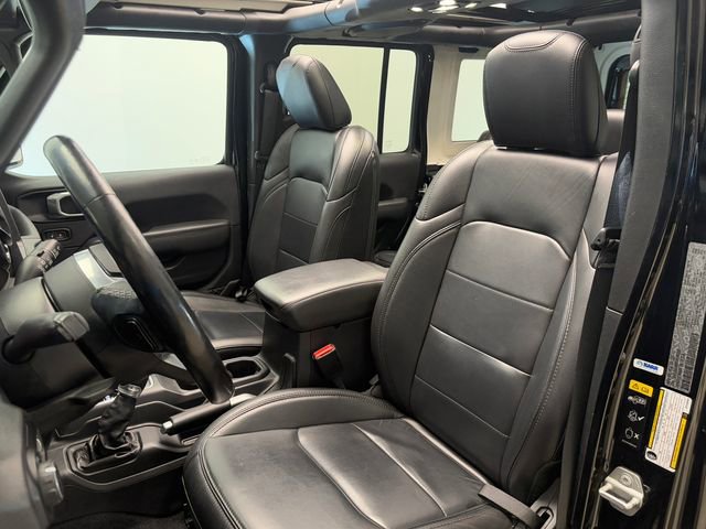 Used 2021 Jeep Wrangler Unlimited Sahara image 9