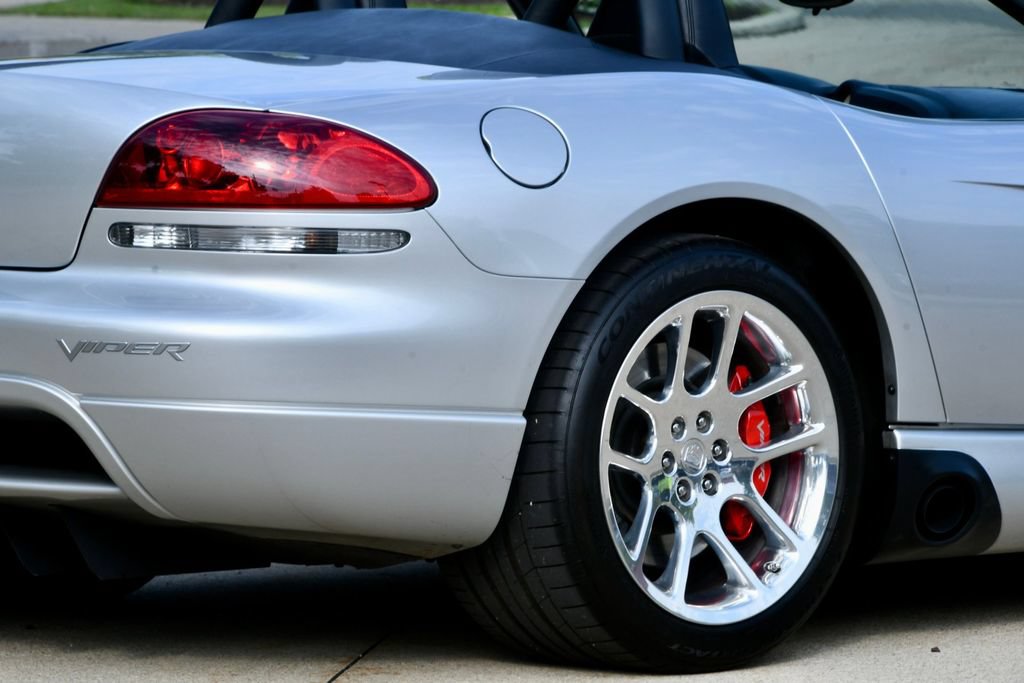 Used 2005 Dodge Viper SRT-10 w/ Mamba Edition Group RWD image 38