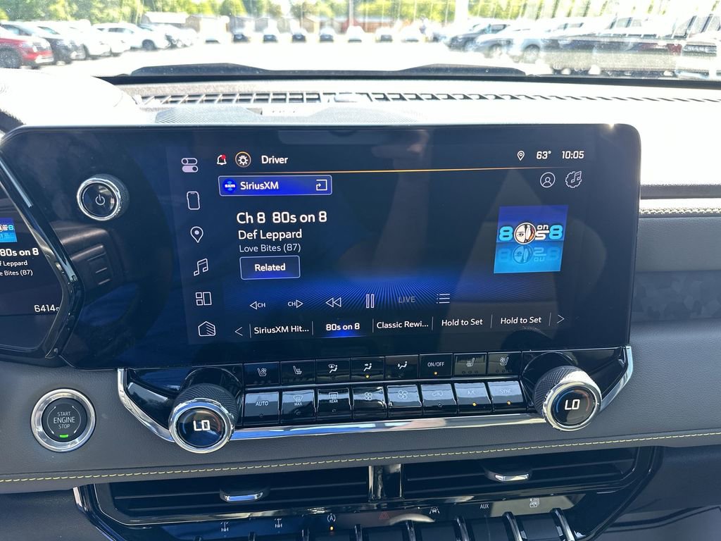 Used 2025 Chevrolet Colorado ZR2 w/ Technology Package AWD/4WD image 22
