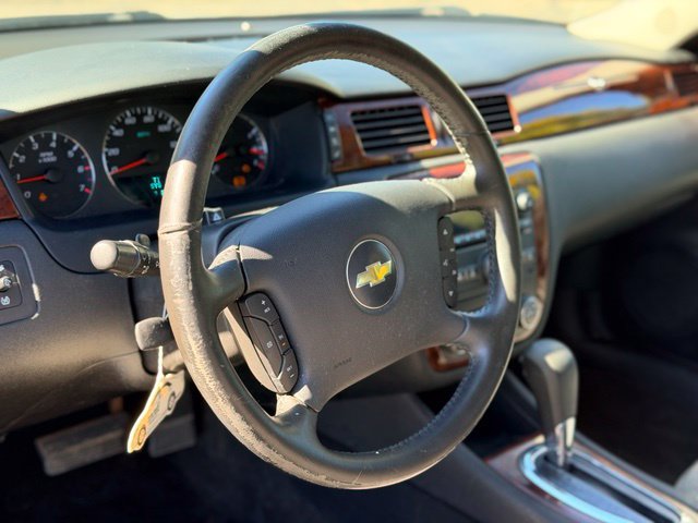 Used 2006 Chevrolet Impala LT FWD image 8