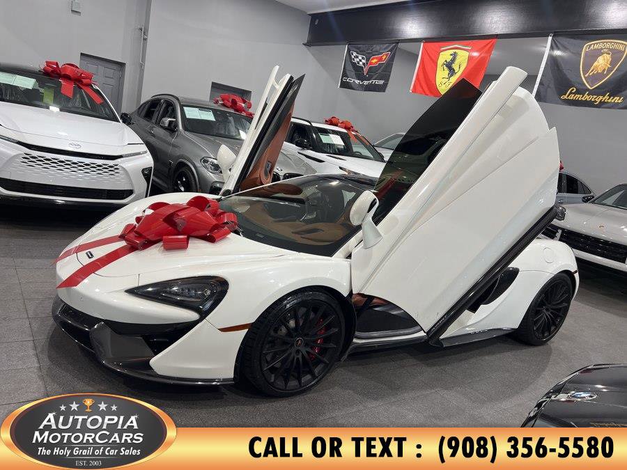 Used 2017 McLaren 570S RWD image 3