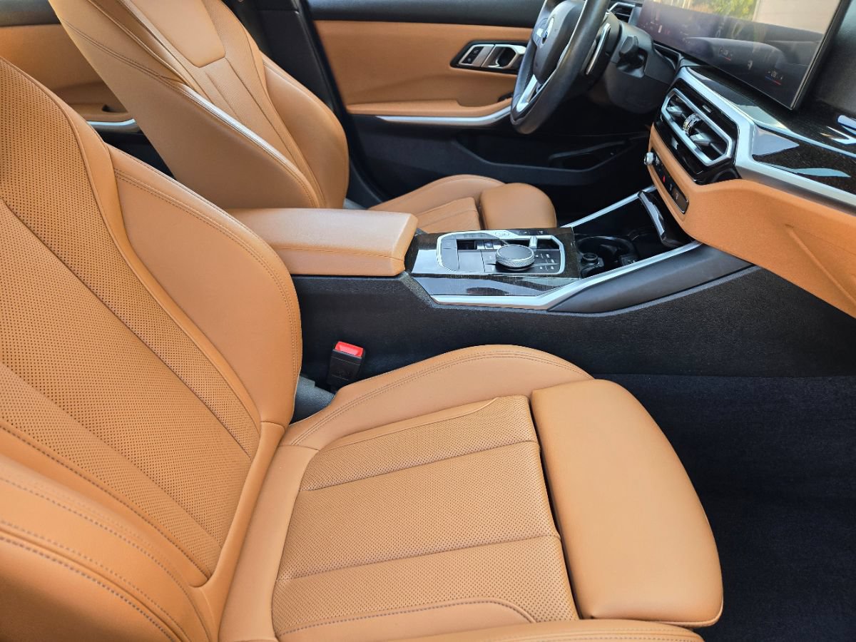 Used 2023 BMW 330i Sedan w/ Premium Package RWD image 22