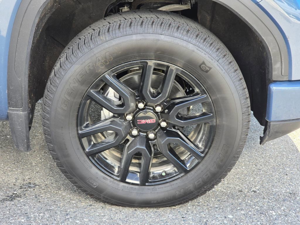 Used 2026 GMC Sierra 1500 Elevation image 9