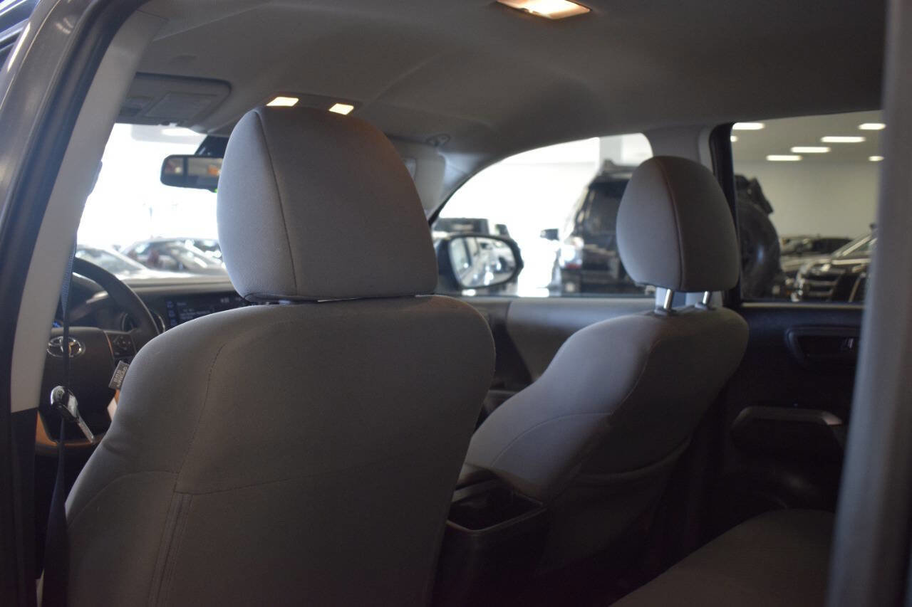 Used 2020 Toyota Tacoma SR5 image 55