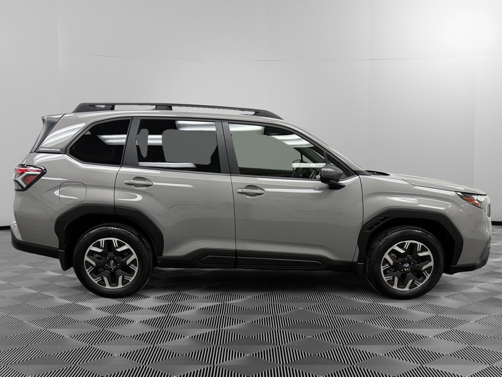 Certified 2025 Subaru Forester Premium w/ Convenience Package #2 image 6