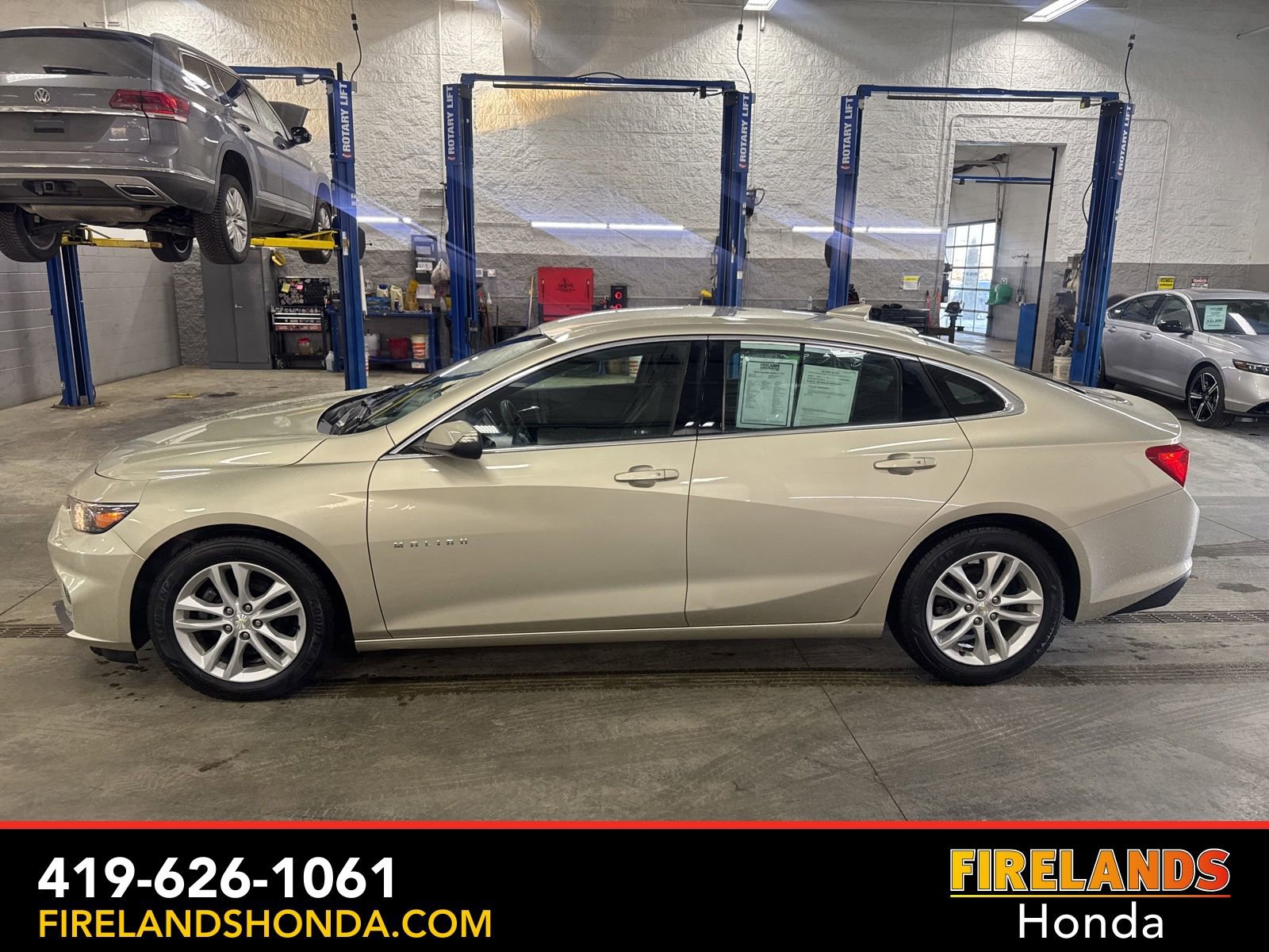 Used 2016 Chevrolet Malibu LT image 1