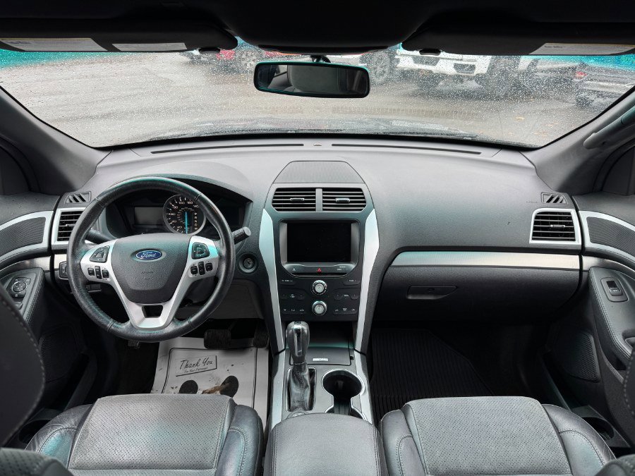 Used 2015 Ford Explorer XLT w/ Equipment Group 202A image 22