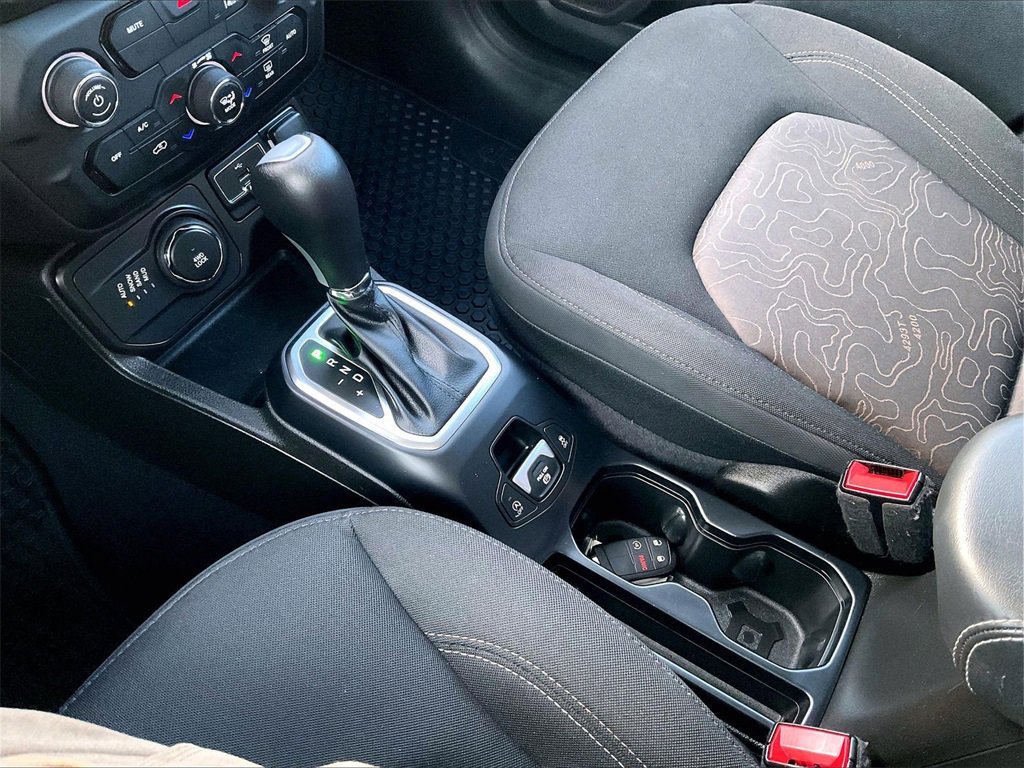 Used 2023 Jeep Renegade Latitude image 20