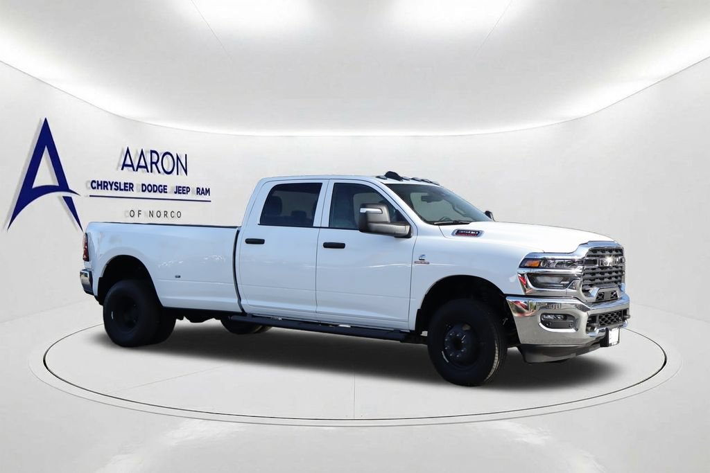 New 2026 RAM 3500 Tradesman AWD/4WD image 3