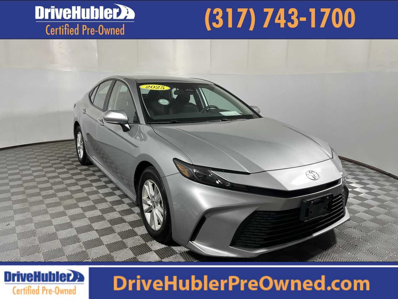 Used 2025 Toyota Camry LE FWD image 1