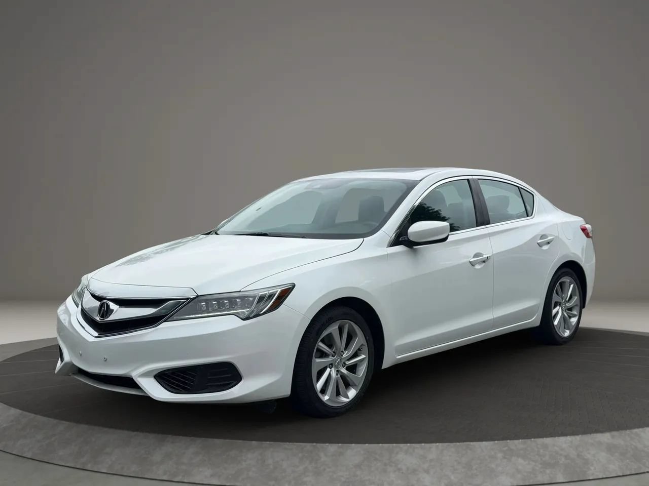 Used 2018 Acura ILX FWD image 1