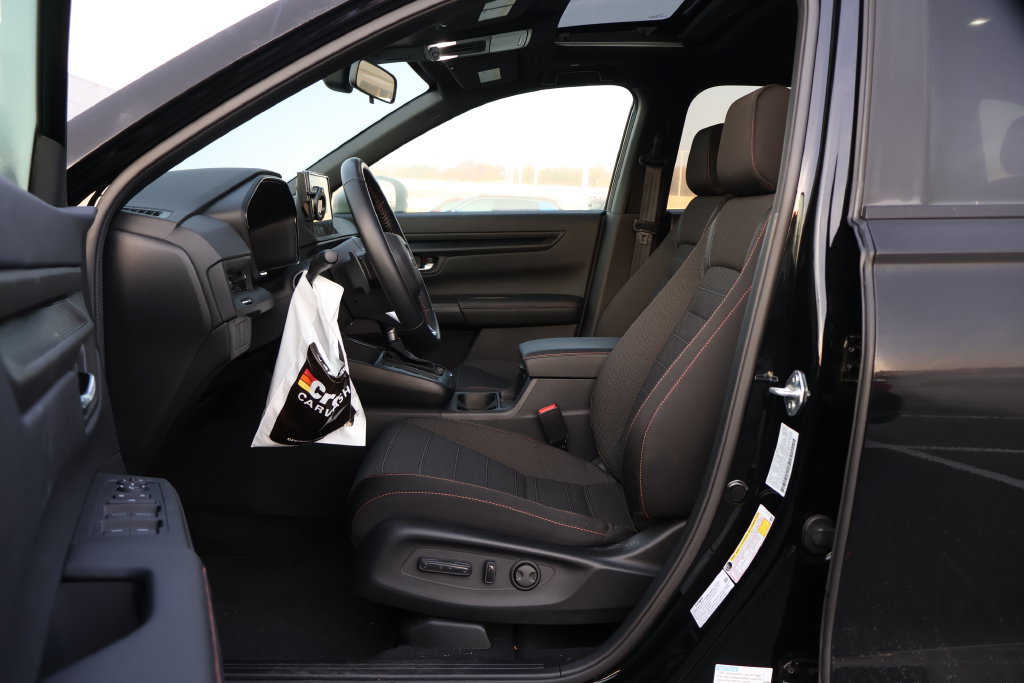 Used 2026 Honda CR-V Sport image 8
