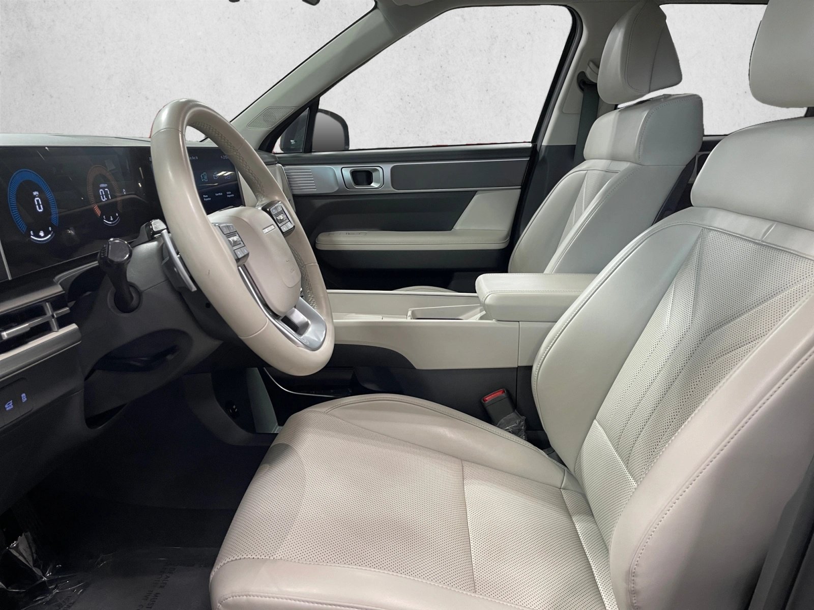 Used 2026 Hyundai Santa Fe SEL FWD image 11