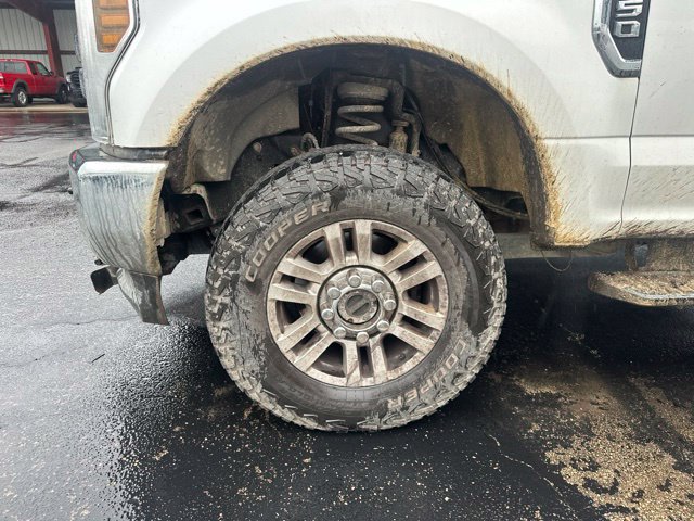 Used 2019 Ford F250 XL w/ STX Appearance Package AWD/4WD image 18