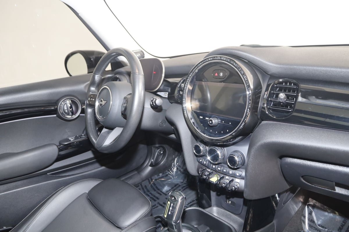 Used 2024 MINI Cooper SE FWD image 40