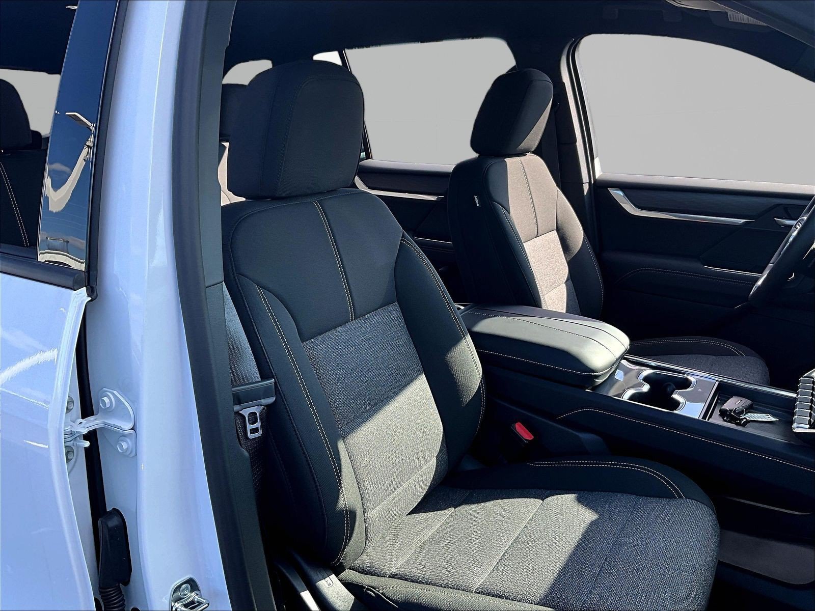 New 2026 GMC Acadia Elevation FWD image 18