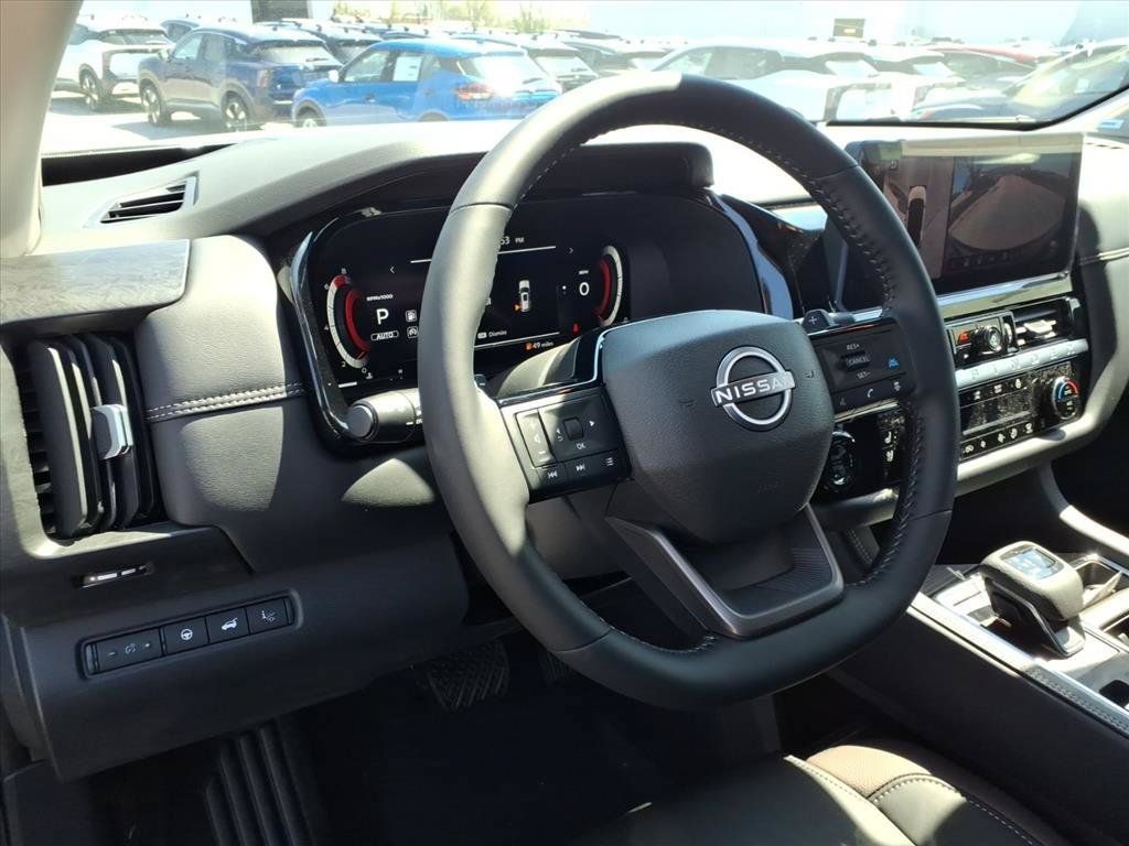 New 2026 Nissan Pathfinder Platinum AWD/4WD image 16