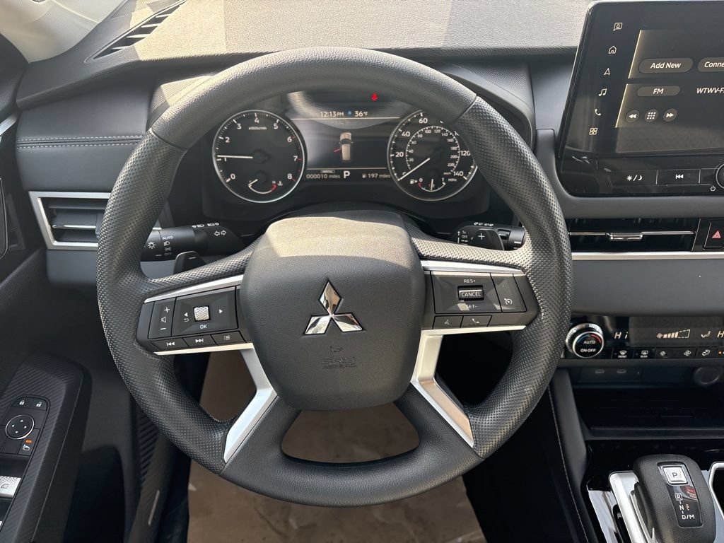New 2026 Mitsubishi Outlander ES FWD image 8