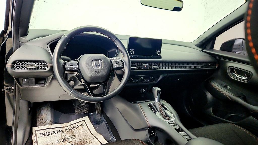 Used 2023 Honda HR-V Sport image 11