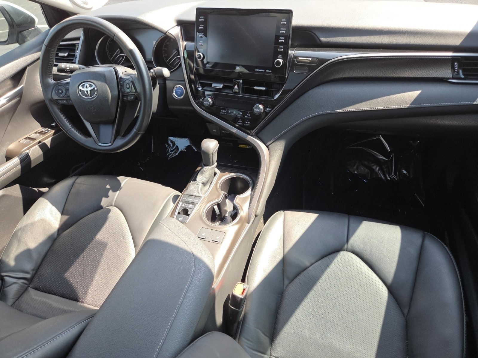 Used 2024 Toyota Camry XSE w/ Navigation Package FWD image 27
