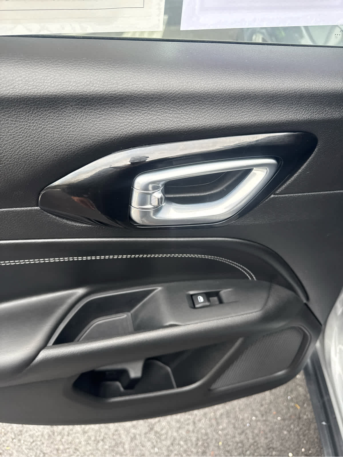 Certified 2023 Jeep Compass Altitude image 18