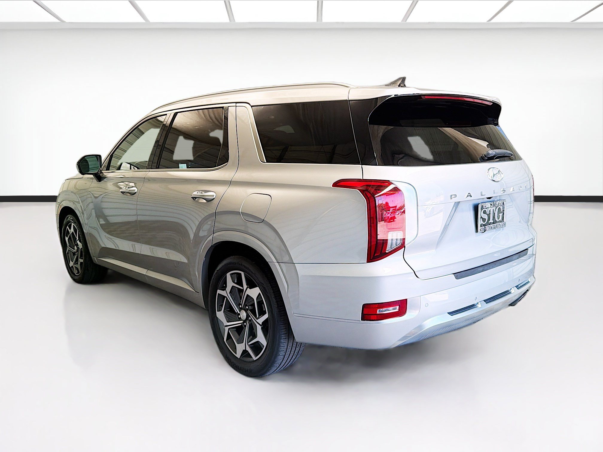 Used 2021 Hyundai Palisade Calligraphy w/ Cargo Package FWD image 6