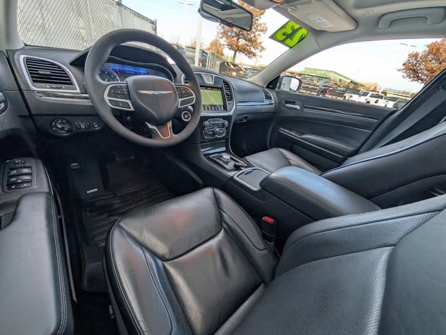 Used 2023 Chrysler 300 Touring L w/ Popular Equipment Group image 7