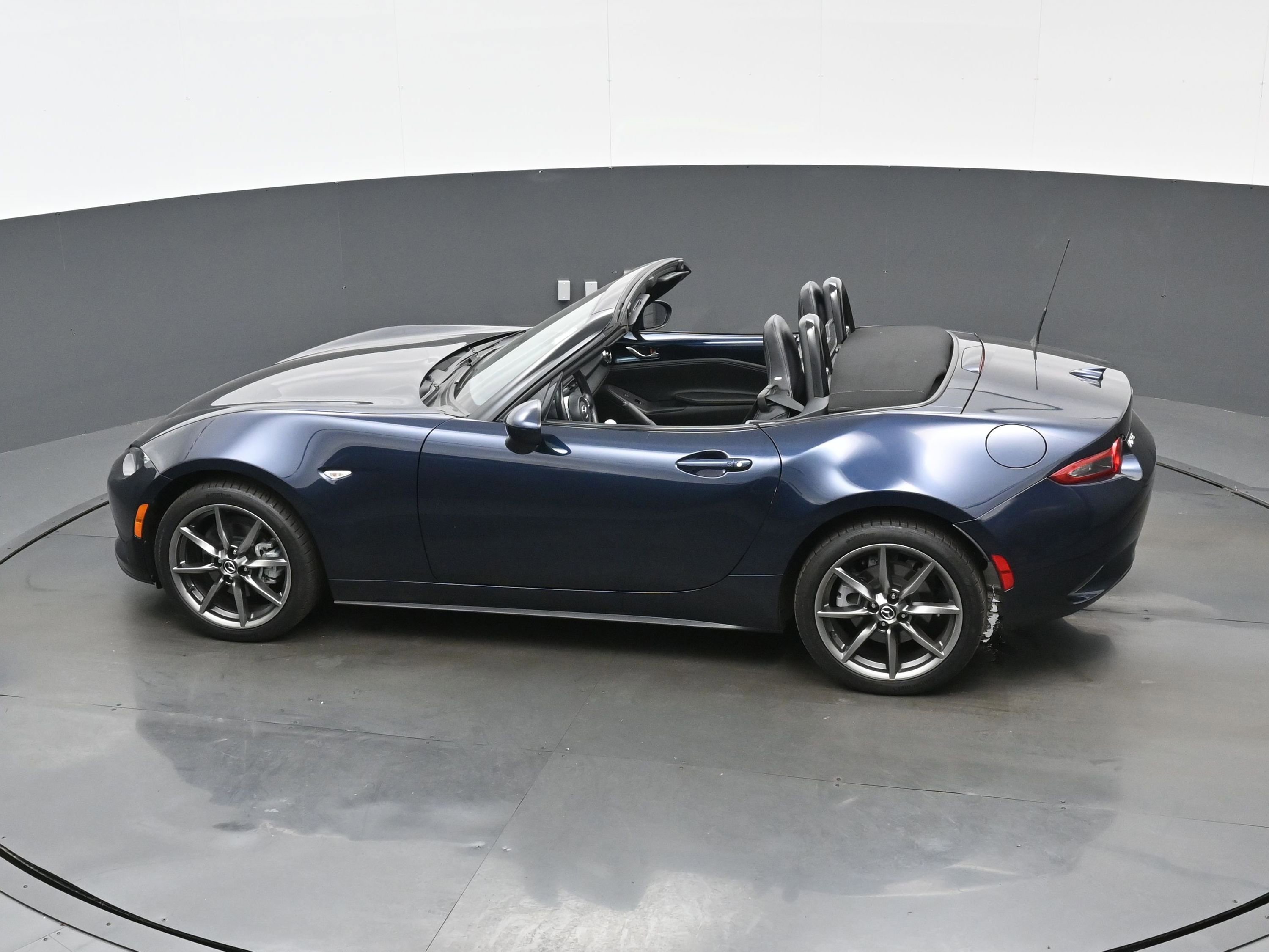 Used 2021 MAZDA MX-5 Miata Grand Touring image 31