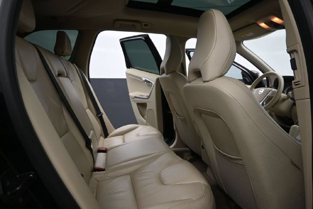 Used 2012 Volvo XC60 3.2 FWD image 10